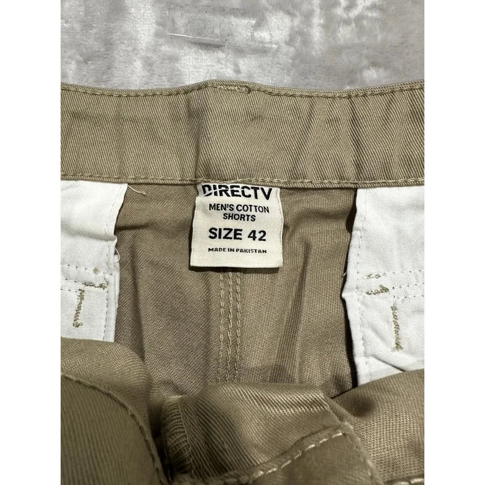 Directv Direct Tv Cargo Shorts Men's Size‎ 42 Beige Khaki Straight Leg Brand New
